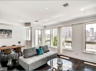 1221 Noble St APT 3, Philadelphia, PA 19123