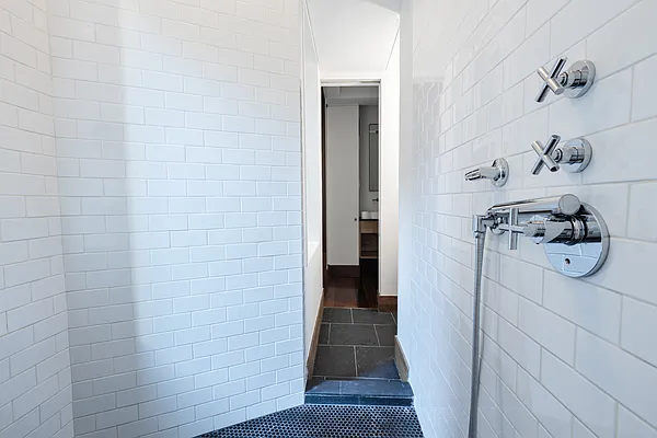 Rented by Finest Furnished LLC | media 52