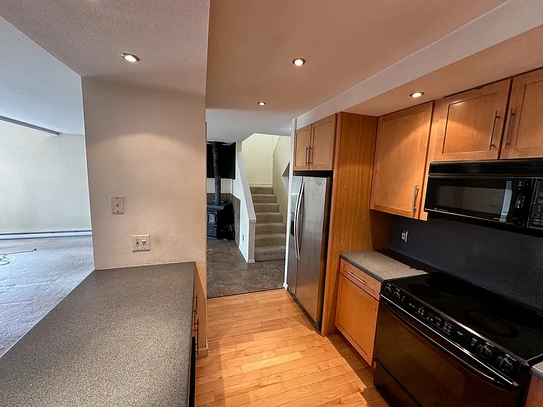 4 Southface Dr #4 — Photo 5