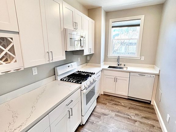 4th image of 700 Steiner St APT 702
