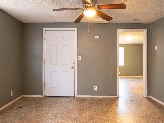5th image of 5028 E Balch Ave