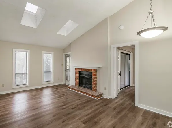 3233P Park Rd #3233-P, Charlotte, NC 28209