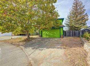 1808 Meadow Ln, Lincoln, CA 95648