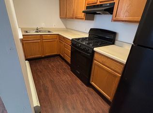 836 N Preston St, Philadelphia, PA 19104