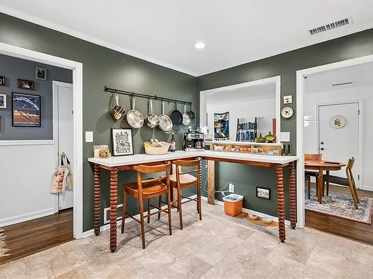 2859 Concord Dr — Photo 13