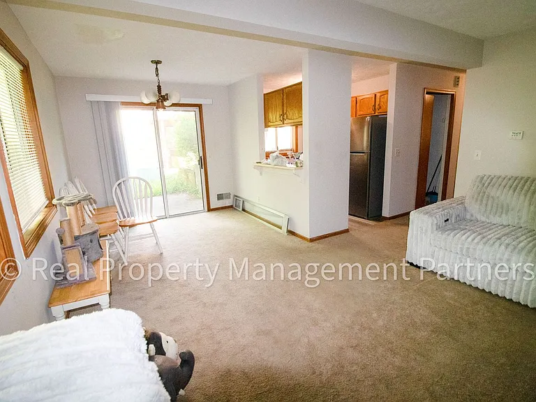 4745 Circle Shore Dr SE — Photo 4