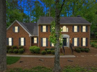 6185 Pin Oak Ln, Alpharetta, GA 30005