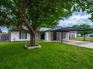 8521 Wilbur St, White Settlement, TX 76108