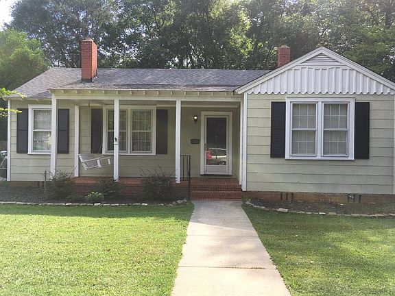 Adorable cottage style home