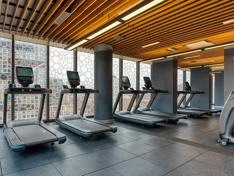 203 Jarvis St #2702 — Photo 4