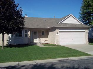41175 Greenspire Dr, Clinton Township, MI 48038