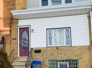 5359 Oakland St, Philadelphia, PA 19124