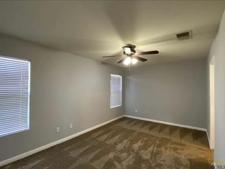 6002 Piacenza Pl — Photo 16