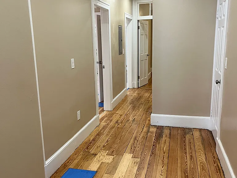 Termine Ave — Photo 1