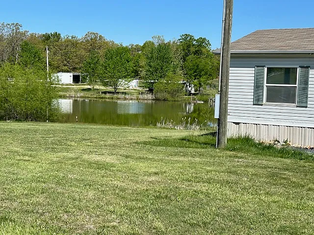 1398 Franklin Dr — Photo 3