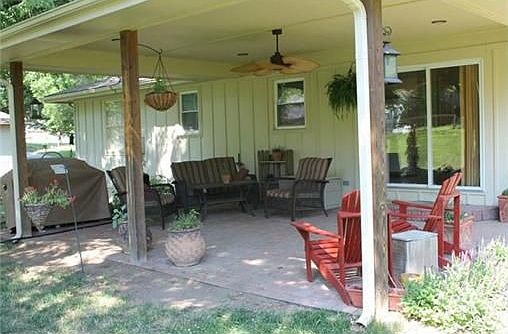 2nd image of 2020 N McCoy St