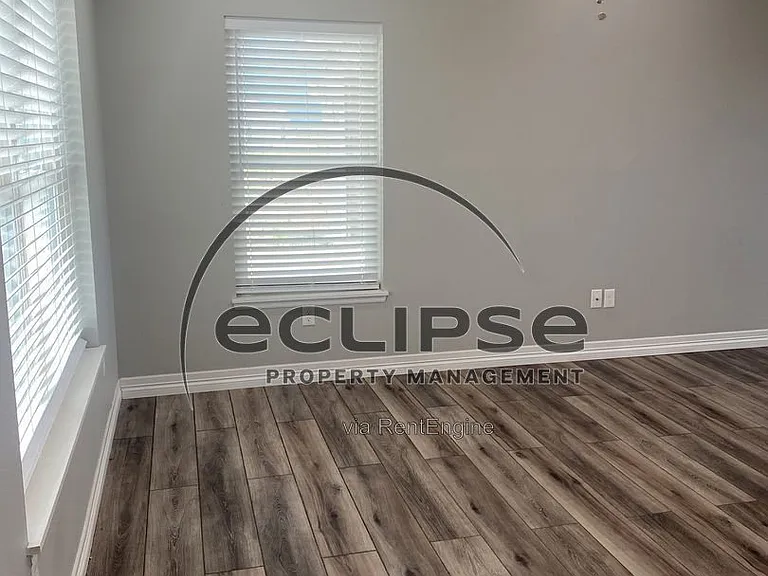 5203 County Road 9 S — Photo 5