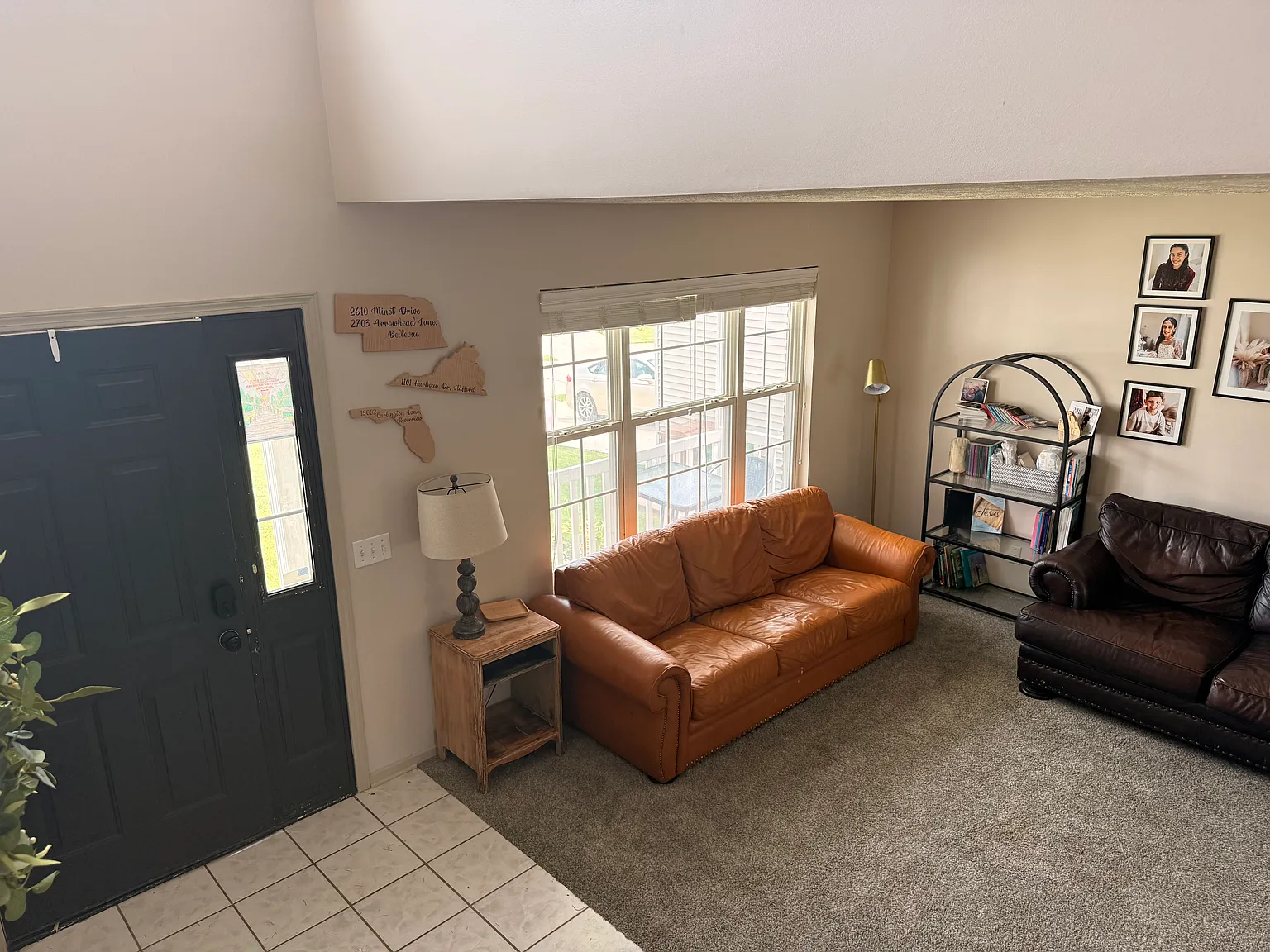 4 bed, 2.5 bath, 3345 sqft, $3,100 — Photo 3