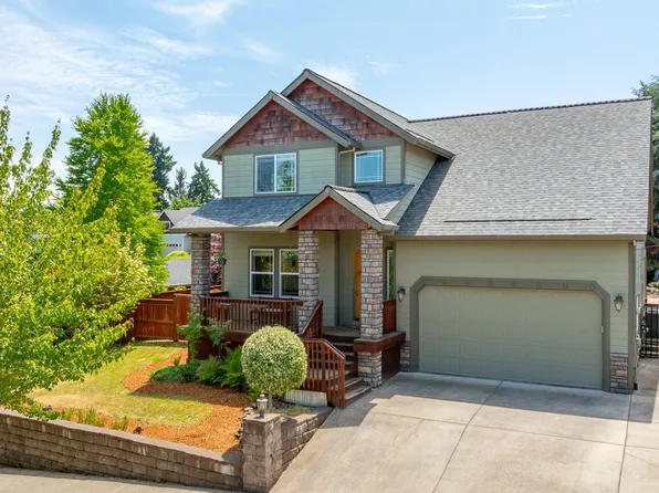 1724 NE Lucy Belle St, McMinnville, OR 97128
