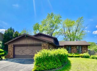22962 Bruce Dr, Richton Park, IL 60471