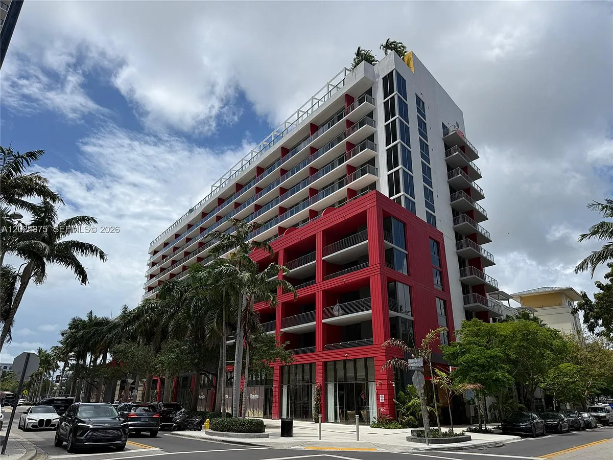 Building Photo - 90 NE 32nd #1016