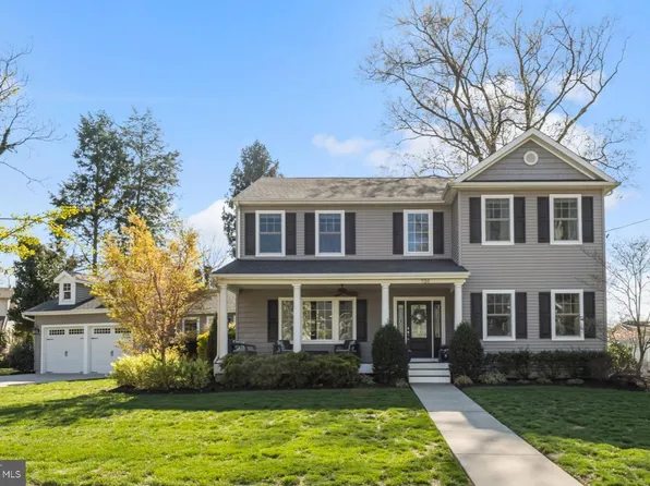 720 Farwood Cir, Haddonfield, NJ 08033