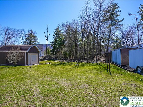 4th image of 3745 Fireline Rd