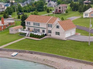 5842 E Lake Rd, Romulus, NY 14541