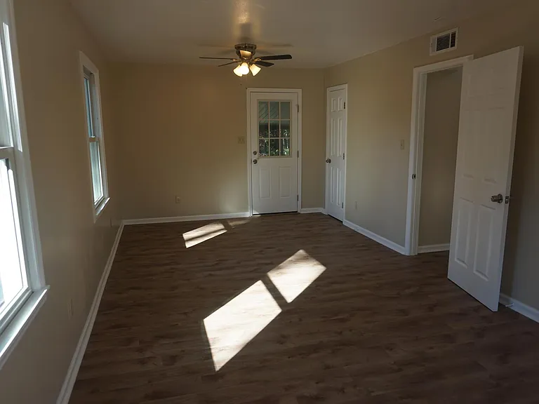 641 Glenwood Dr — Photo 12
