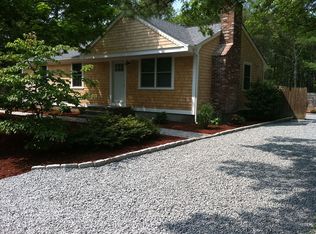 41 Whippoorwill Cir, Mashpee, MA 02649