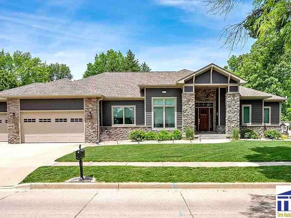 3850 Golf Bag Ln, Terre Haute, IN 47802