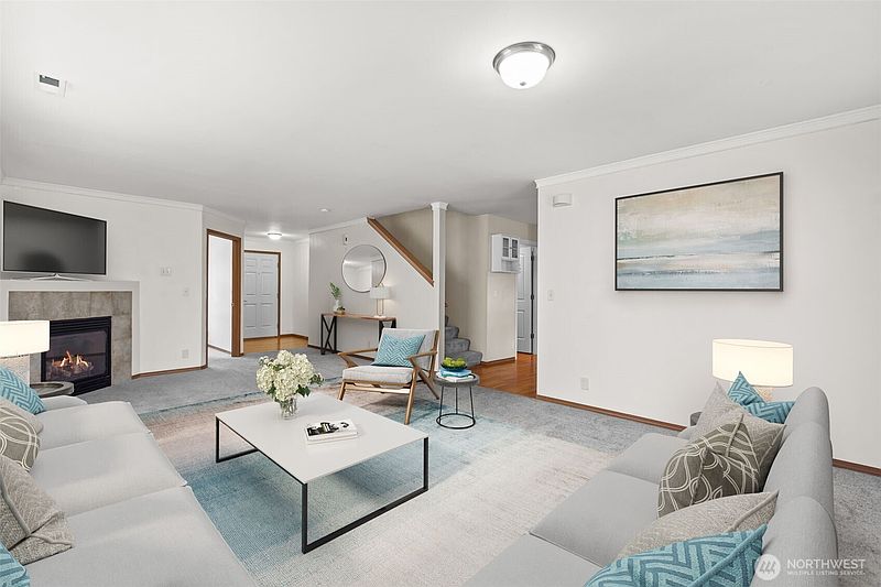 3rd image of 1709 202nd Street E