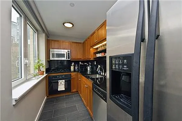 Sold by Mazzeo Real Estate | media 1