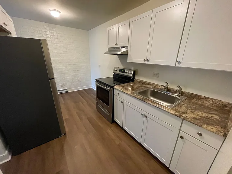 1500 Grady Ave — Photo 46