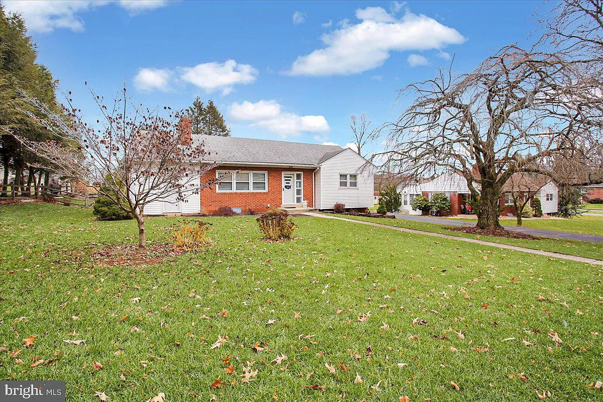 3337 Harrison Ave photo 1