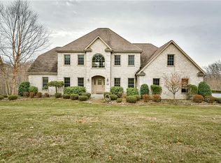 120 Timber Ridge Dr, Harmony, PA 16037