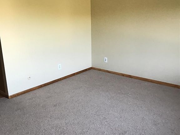 2nd image of 205 Kentucky St