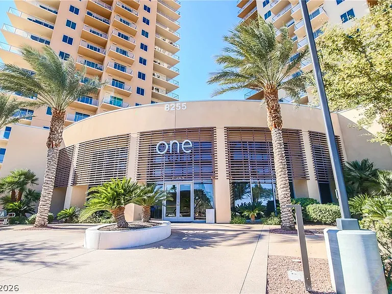 8255 Las Vegas Blvd S #819 — Photo 2