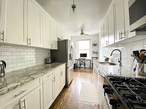 5th image of 472 Gramatan Ave #2K