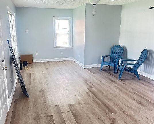 5th image of 155 Payne St