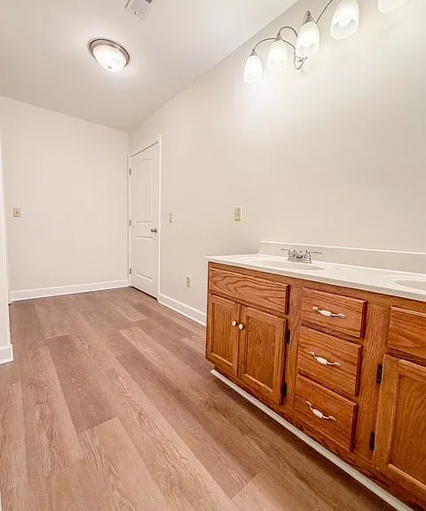 1077 Claylick Rd — Photo 37