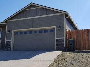 905 Stonewater Dr, Eagle Pt, OR