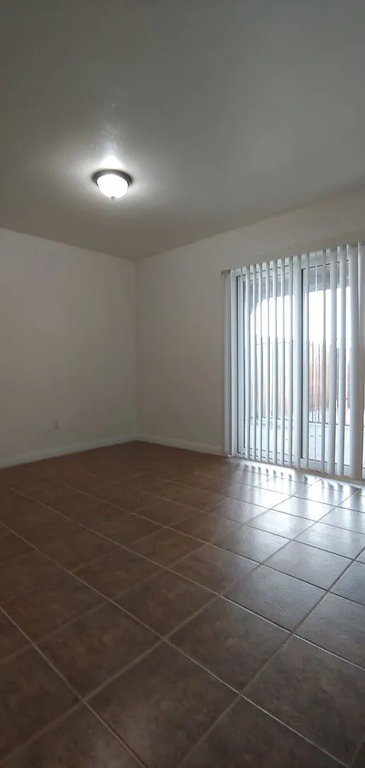 7113 Victor Place — Photo 4