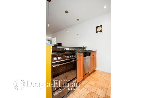 Sold by Douglas Elliman | media 6