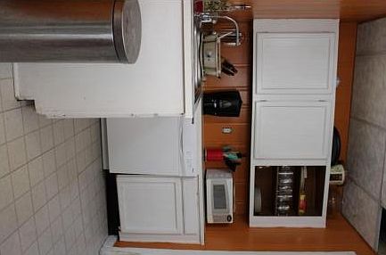 5th image of 28 Newton Ave