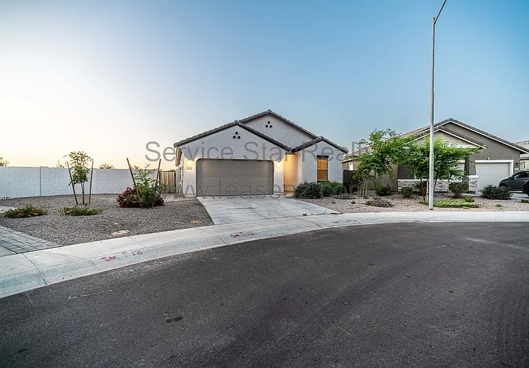 6516 W Ian Dr — Photo 1