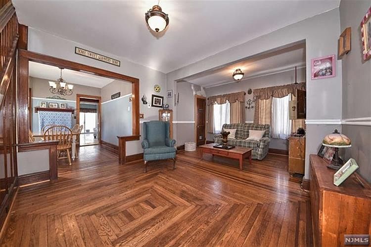2nd image of 38 Cedar St
