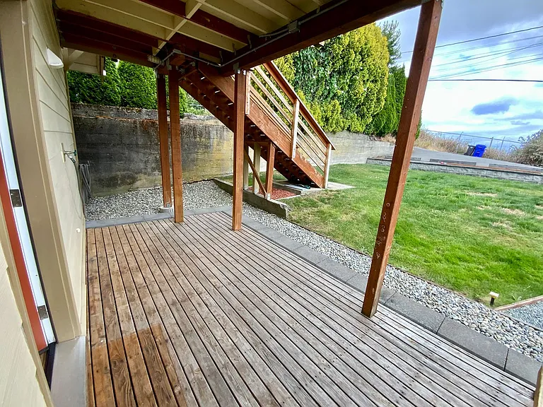 SEA 3827 Wetmore — Photo 44