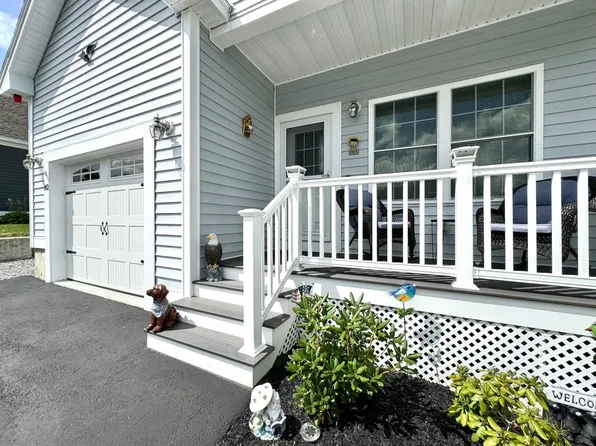 142 Memory Lane, Laconia, NH 03246