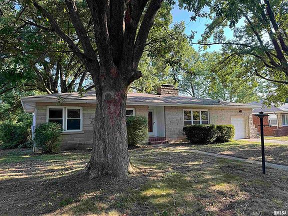 2nd image of 8 Northbrook Dr